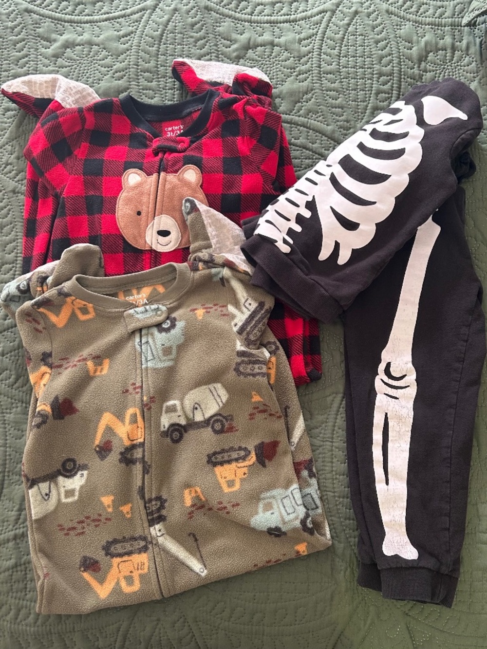 Toddler clothes bundle